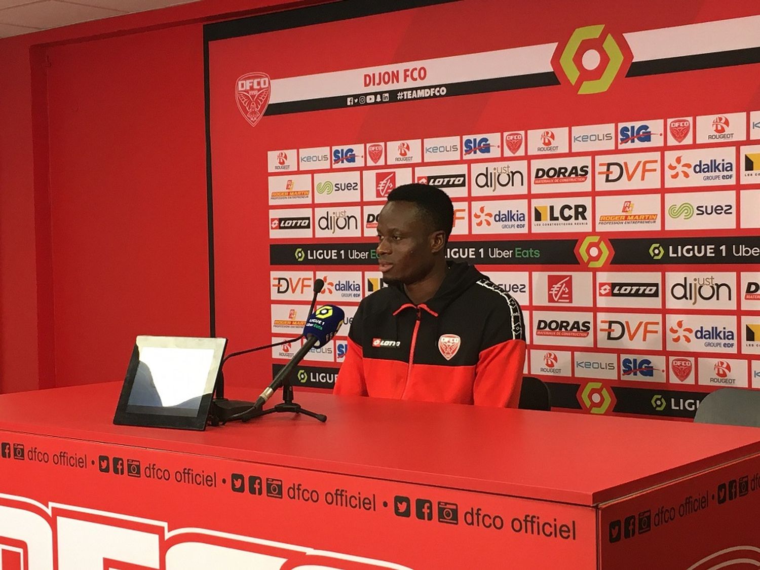Saturnin Allagbé est prêté au club de Valenciennes